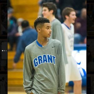 Meet your Posher, Aaron